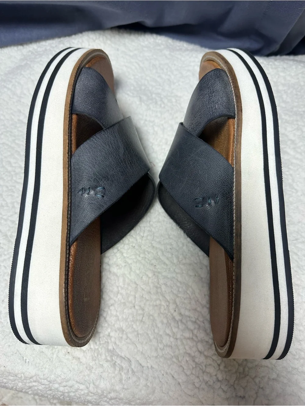ROAN casual distressed